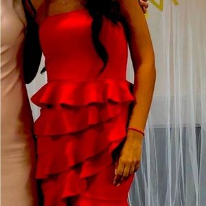 Beautiful strapless mini ❤️